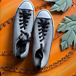 Converse Mesh Sneakers in Gray and Black Men’s